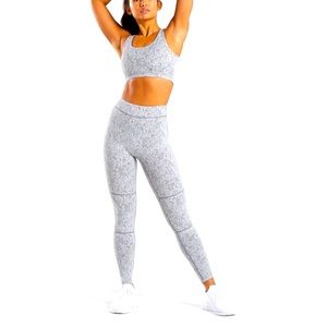 Gymshark dry moisture management leggings